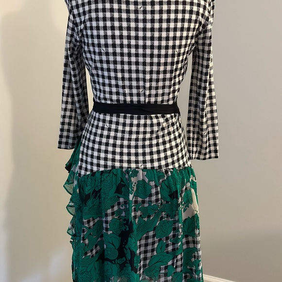 Diane Von Furstenberg Silk Dress - Picture 11 of 14